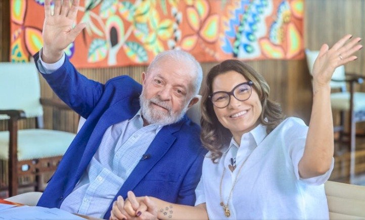 Lula defende participações de Janja em viagens oficiais: “estará onde ela quiser”
